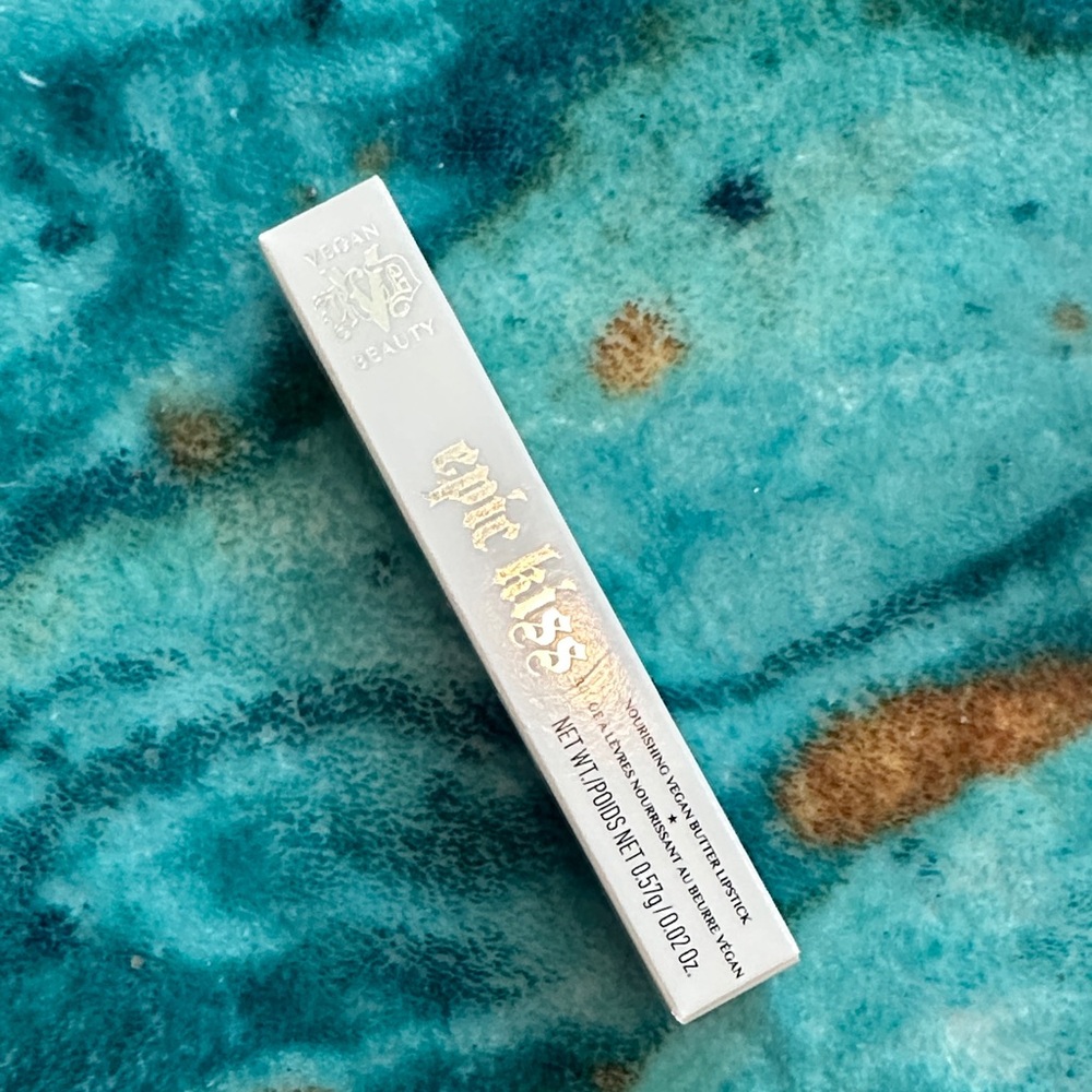Vegan beauty Epic Kiss butter Lipstick